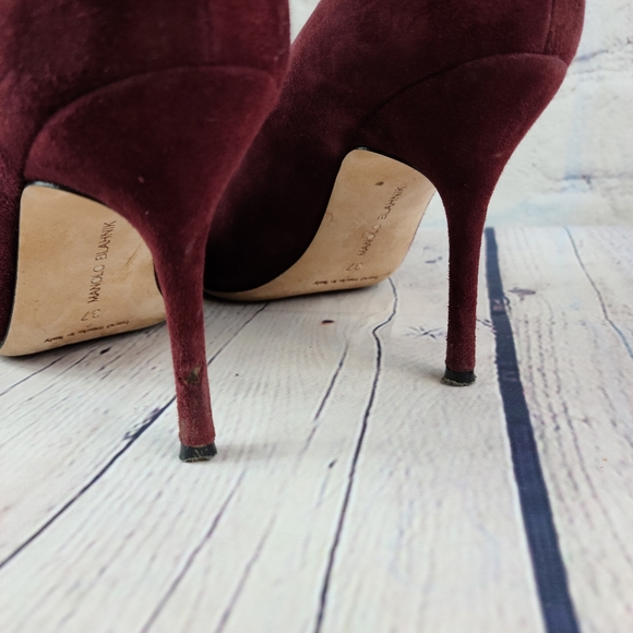 Manolo Blahnik maroon heels with bows size 37 - Picture 7 of 8